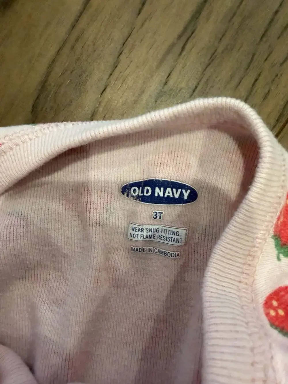 Old Navy Strawberry Print One-Piece Pajamas Size 3T